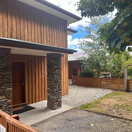 Wanaka Springs Lodge Buitenkant foto